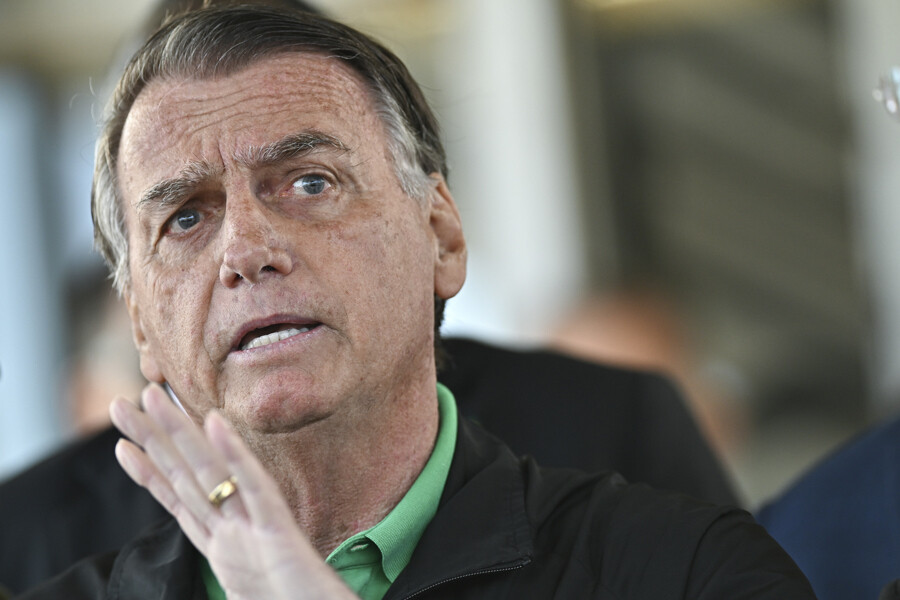 Bolsonaro transferred to a special police facility