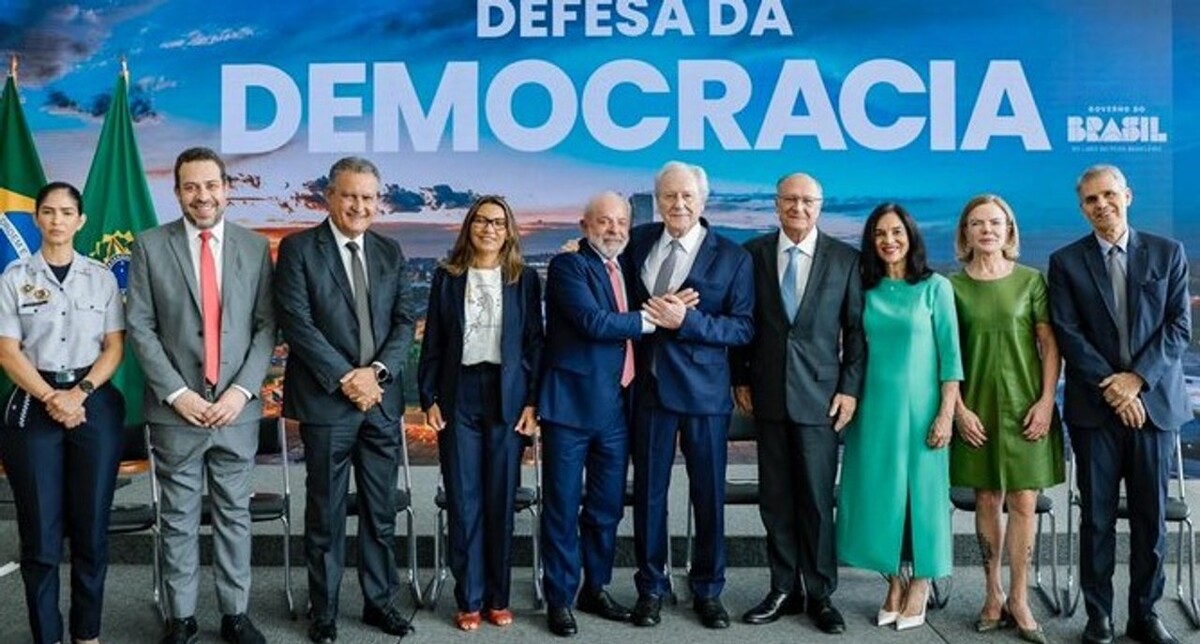 Lula Calls January 8th the Day of Democracy's Victory in Brazil