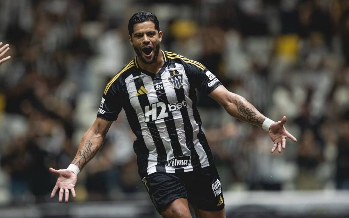 Ronaldinho Scores a Magnificent Goal