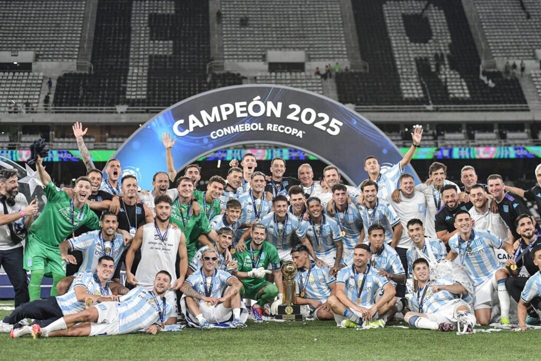 Flamengo vs Lanus: Recopa Sudamericana Final at Maracanã