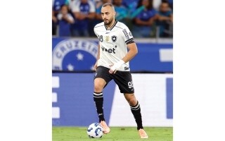 Botafogo recibe una oferta por su delantero de un club de los Emiratos Árabes