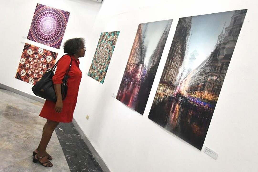 Вооруженное ограбление в библиотеке Сан-Паулу