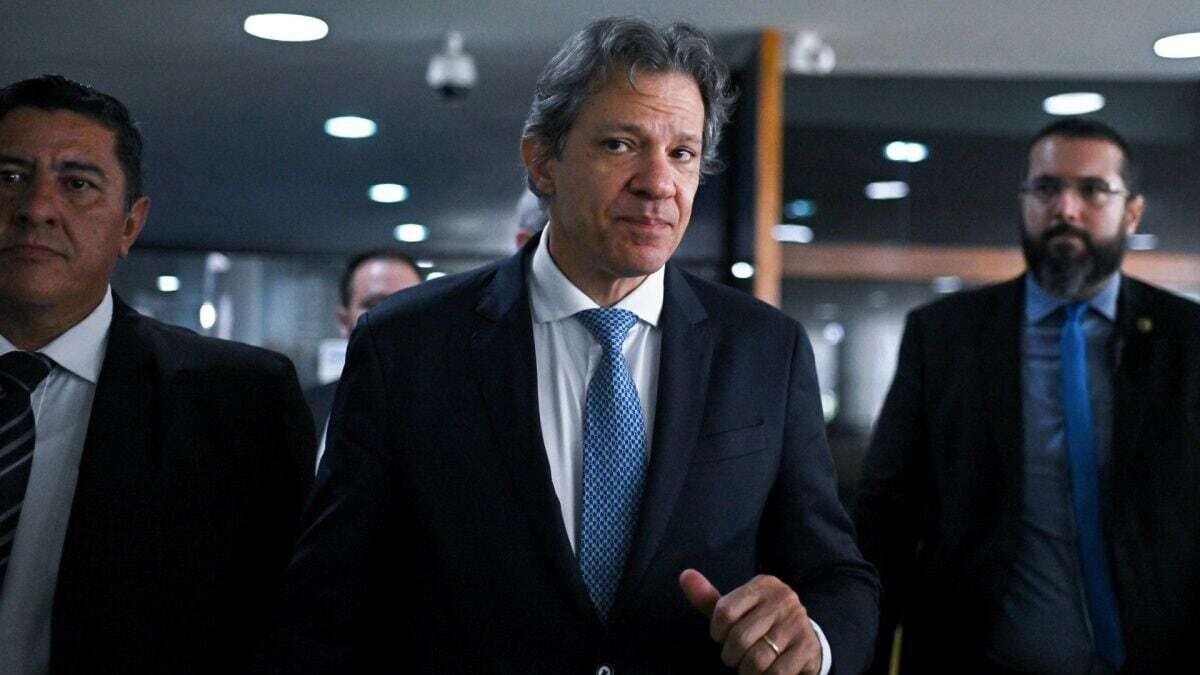 Министр финансов Бразилии отвечает на тарифы США