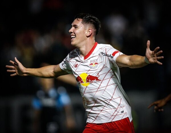 Расинг потерпел поражение 2-1 от Брагантино в Копа Судамерикана