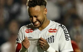 Neymar's Chef Sues Due to Health Problems