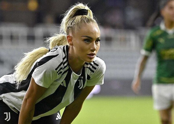 Алиша Леманн призывает к равной оплате в women's football