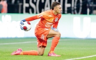 Al Ahli Signs Brazilian Goalkeeper on Loan