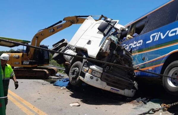 Brazil Accident: 11 Dead in Bus-Truck Collision