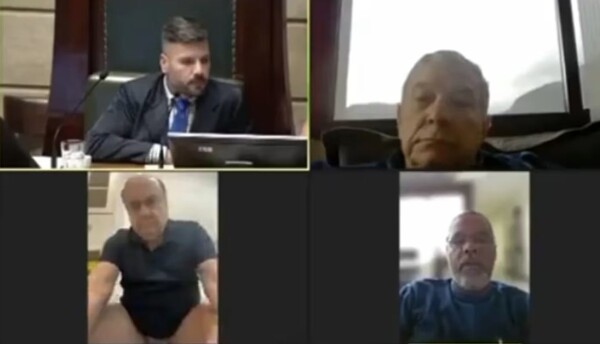 Скандал: бразильский советник пойман на камеру во время виртуальной сессии