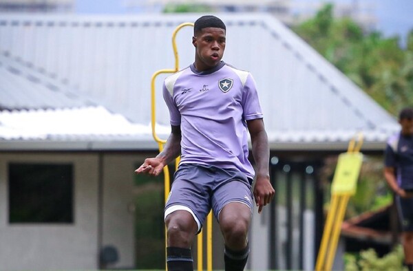 Botafogo to Open Copinha Participation with Kadir Barría